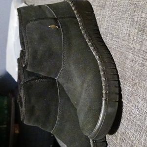 Skechers black low boots